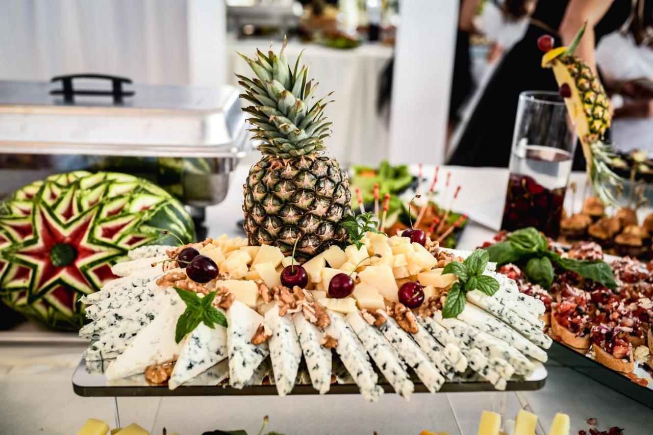 7Even Weddings & Events Hotel Stip Kültér fotó