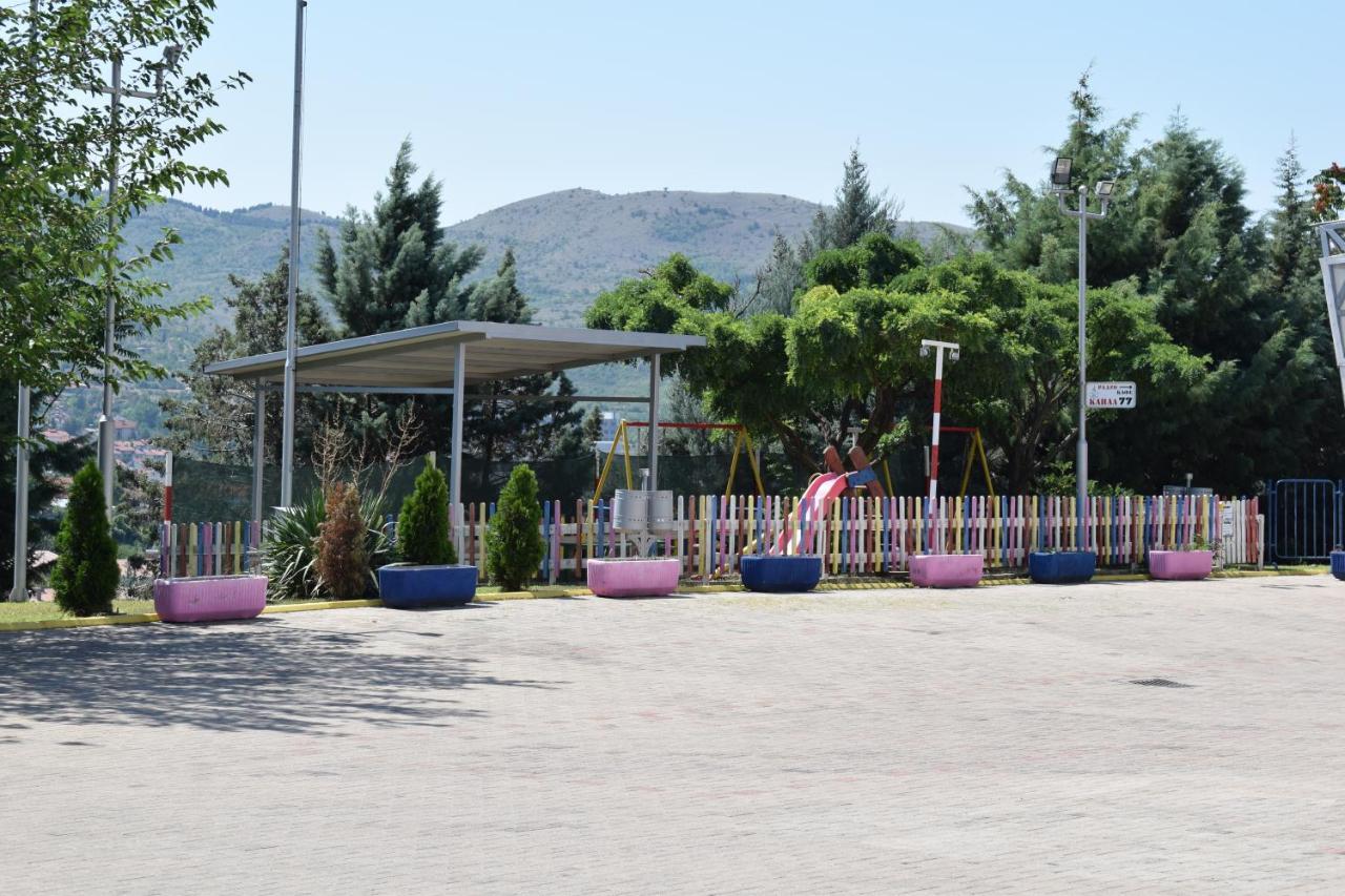 7Even Weddings & Events Hotel Stip Kültér fotó