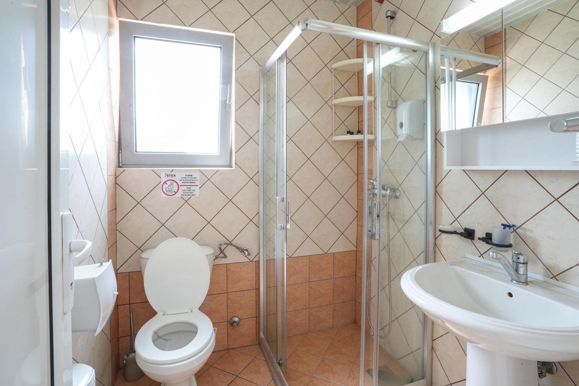 7Even Weddings & Events Hotel Stip Kültér fotó